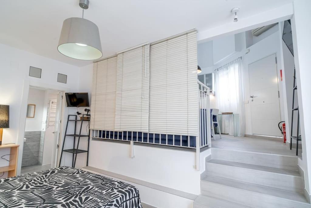 マラガLoft De Diseno Cerca De La Playa - El Paloアパートメント エクステリア 写真